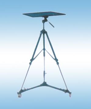 Universal projector tripod with castors